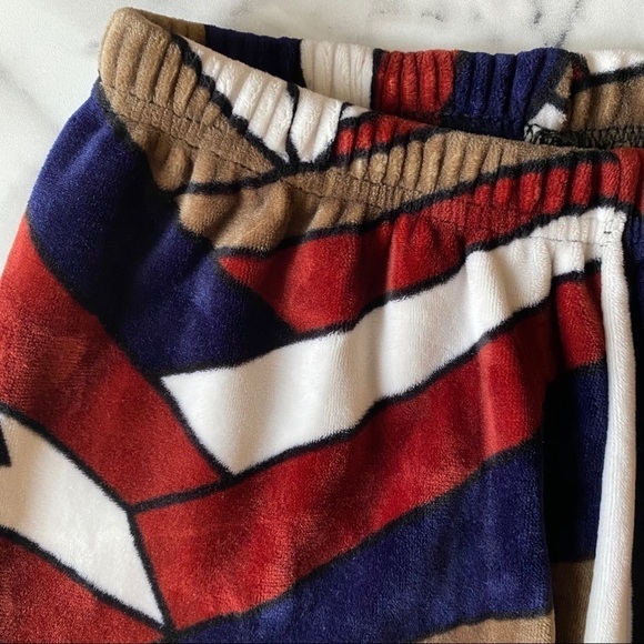 💥3/$25💥 Patterned Super Soft Fleece Leggings - Picture 4 of 4